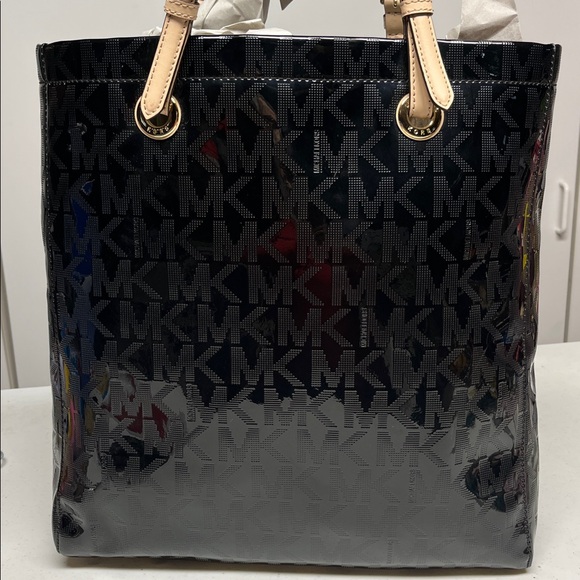 Michael Kors Handbags - Michael Kors Black Logo Tote Gold Hardware Large Shoulder Bag